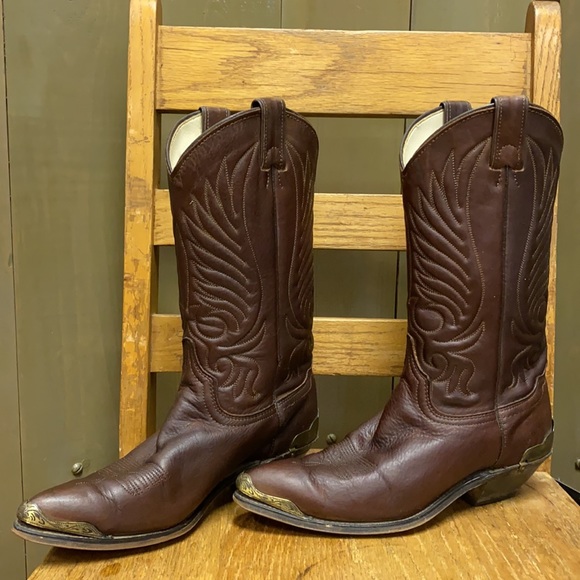 Boots. Decorative. Size 6 1/2 - Picture 5 of 10